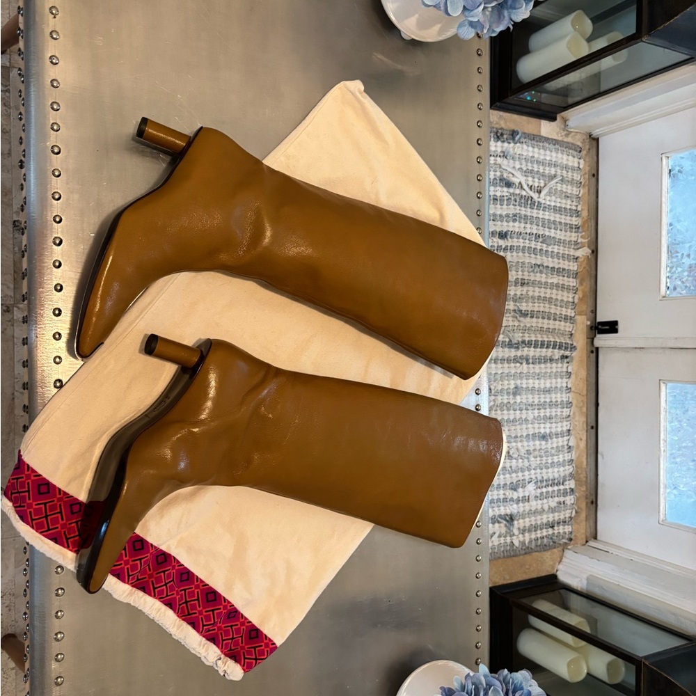 Tory Burch Elegant Tubo Knee Boots in Granola - Picture 5 of 6